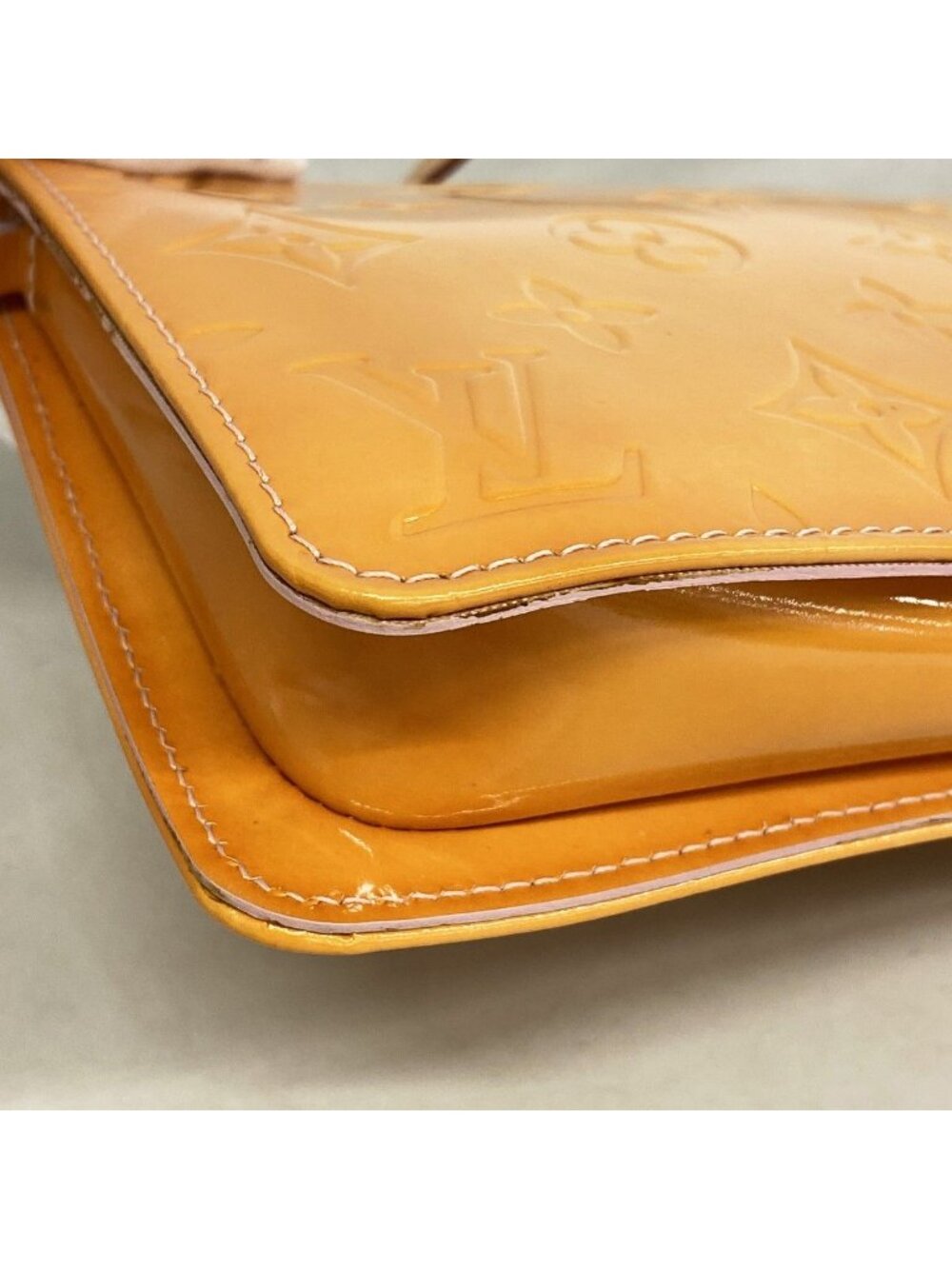 Louis Vuitton Pouch Vernis Lexington Marshmallow Pink - Picture 6 of 9